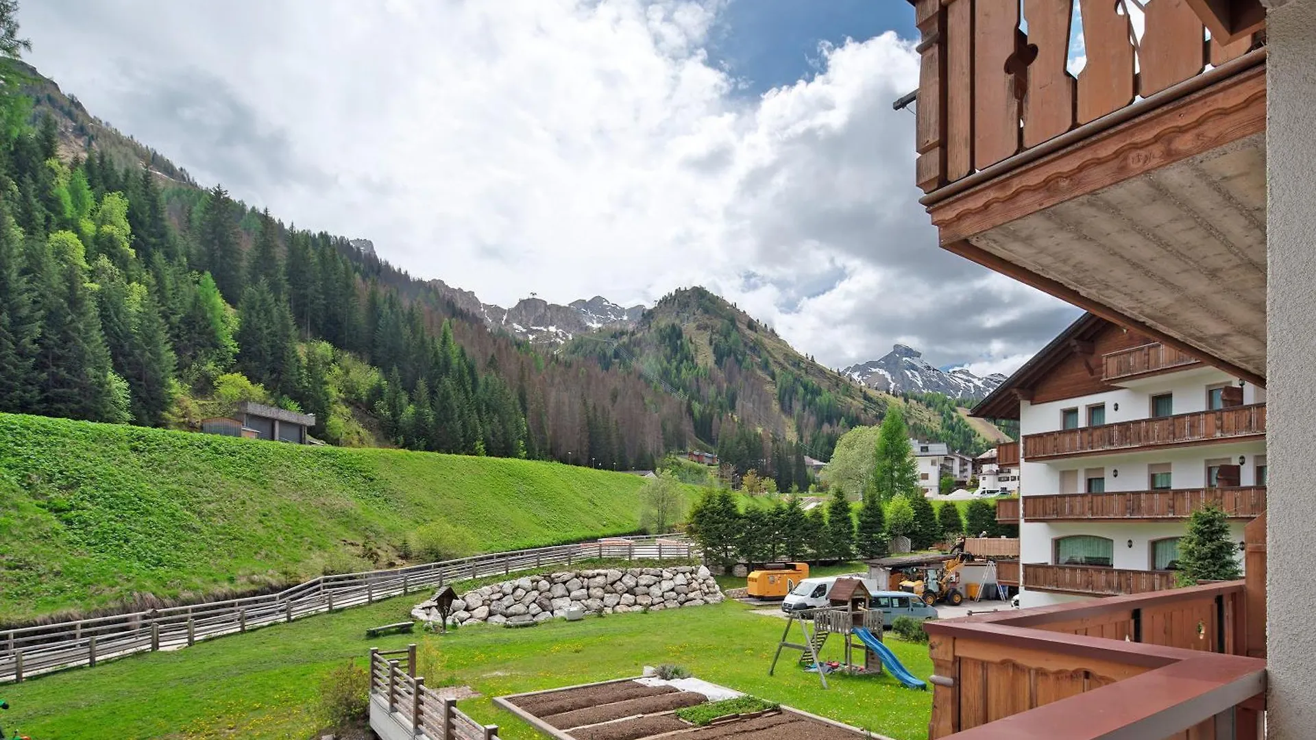 Apartment Appartamento Cesa Portados Stefano 1 Livinallongo Del Col Di Lana Italy
